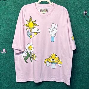 430 NWOT American Garage short sleeve top shirt with art